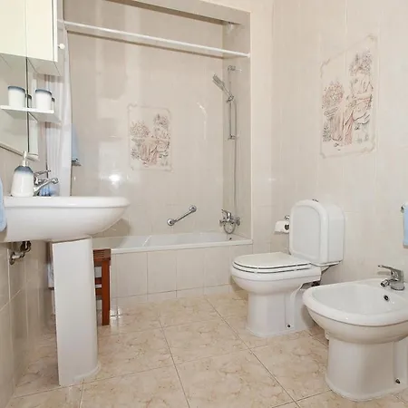 Ferias Sem Carro - E Piscina ポルティマン