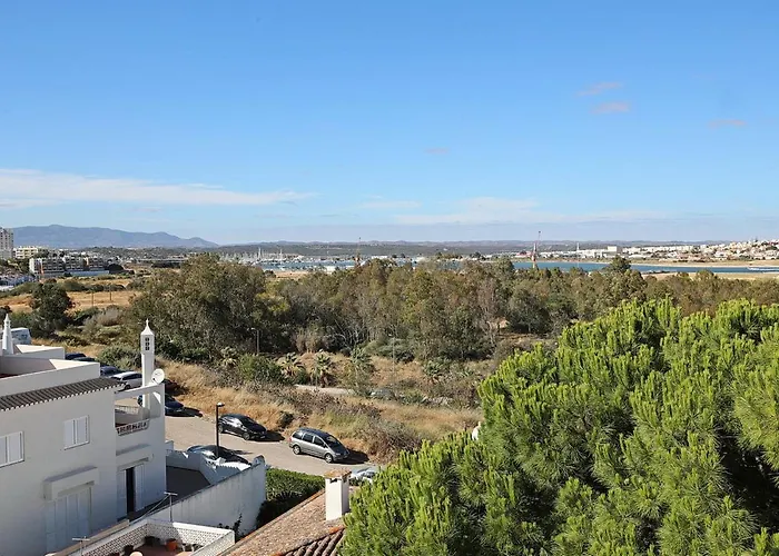 Ferias Sem Carro - E Piscina شقة بورتيماو